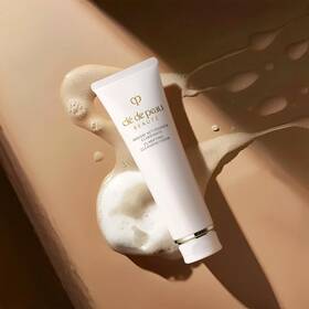 Cle De Peau Beaute Cpb 1022123321 Clarifying Cleansing Foam For Normal To Dry Skin 4.9oz