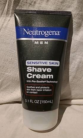 Neutrogena 30042519 Mens Sensitive Skin Shave Cream With Pro-soothe Technology 5.1 Oz