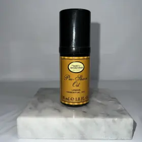 The Art Of Shaving 670535140016 Pre-shave Oil Lemomn Essential Travel Size Pump 1 Oz