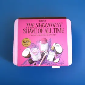 Truly 810115922742 Smooth Legend Shave Set Scrub Butter After Oil And Razor Case