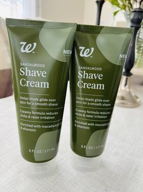 Walgreens Wborg0924-f Sandalwood Shave Cream 6 Fl Oz Enriched With Macadamia And Allantoin